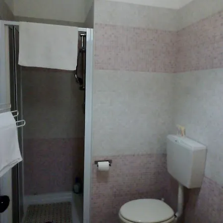 Hotel Niagara *